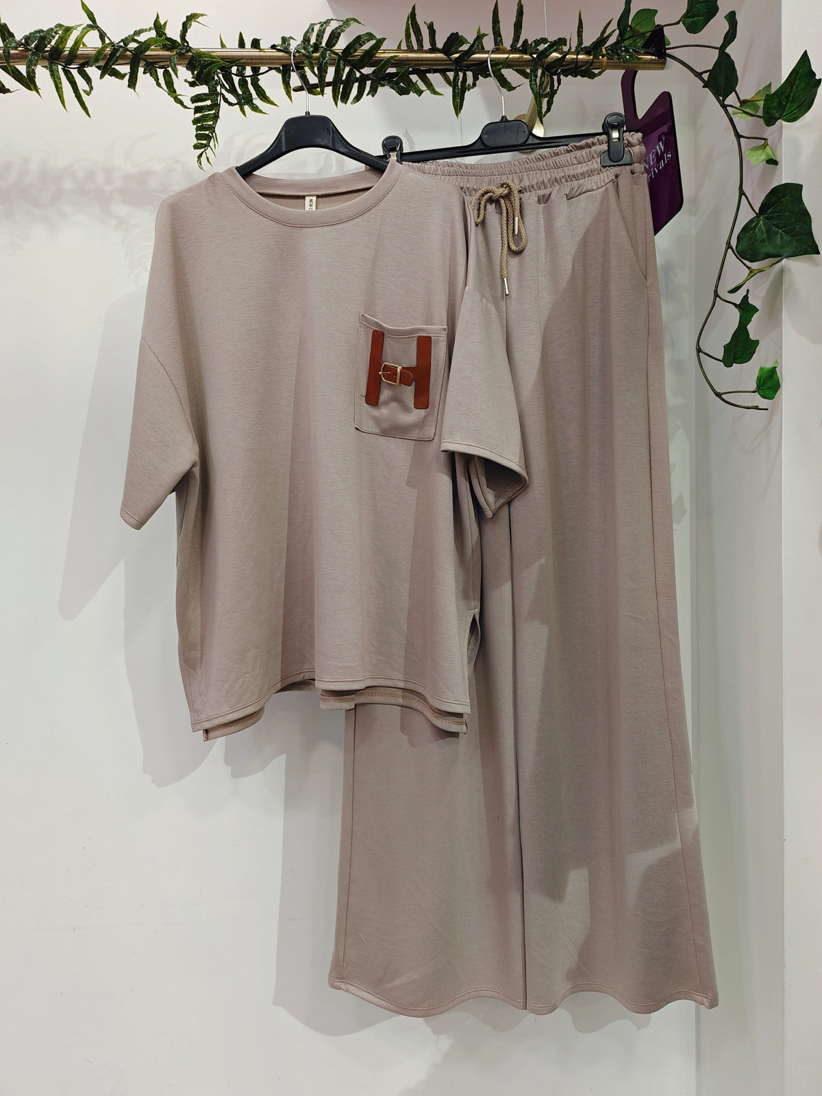 Conjunto Taupe